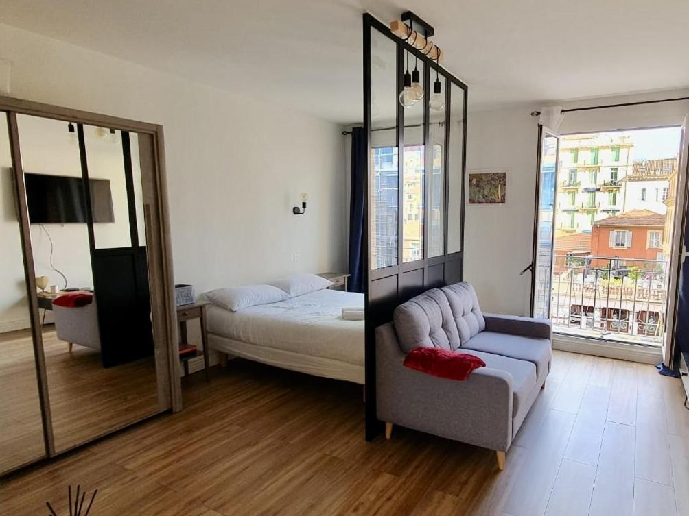 Le Verlaine, Studio En Centre Ville A Deux Minutes Des Plages Mentone Camera foto